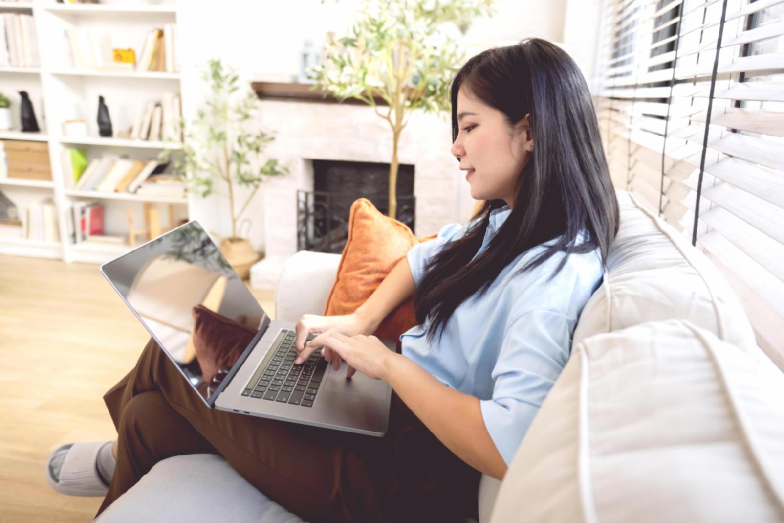 Investment tracking materials and calendar planning resources